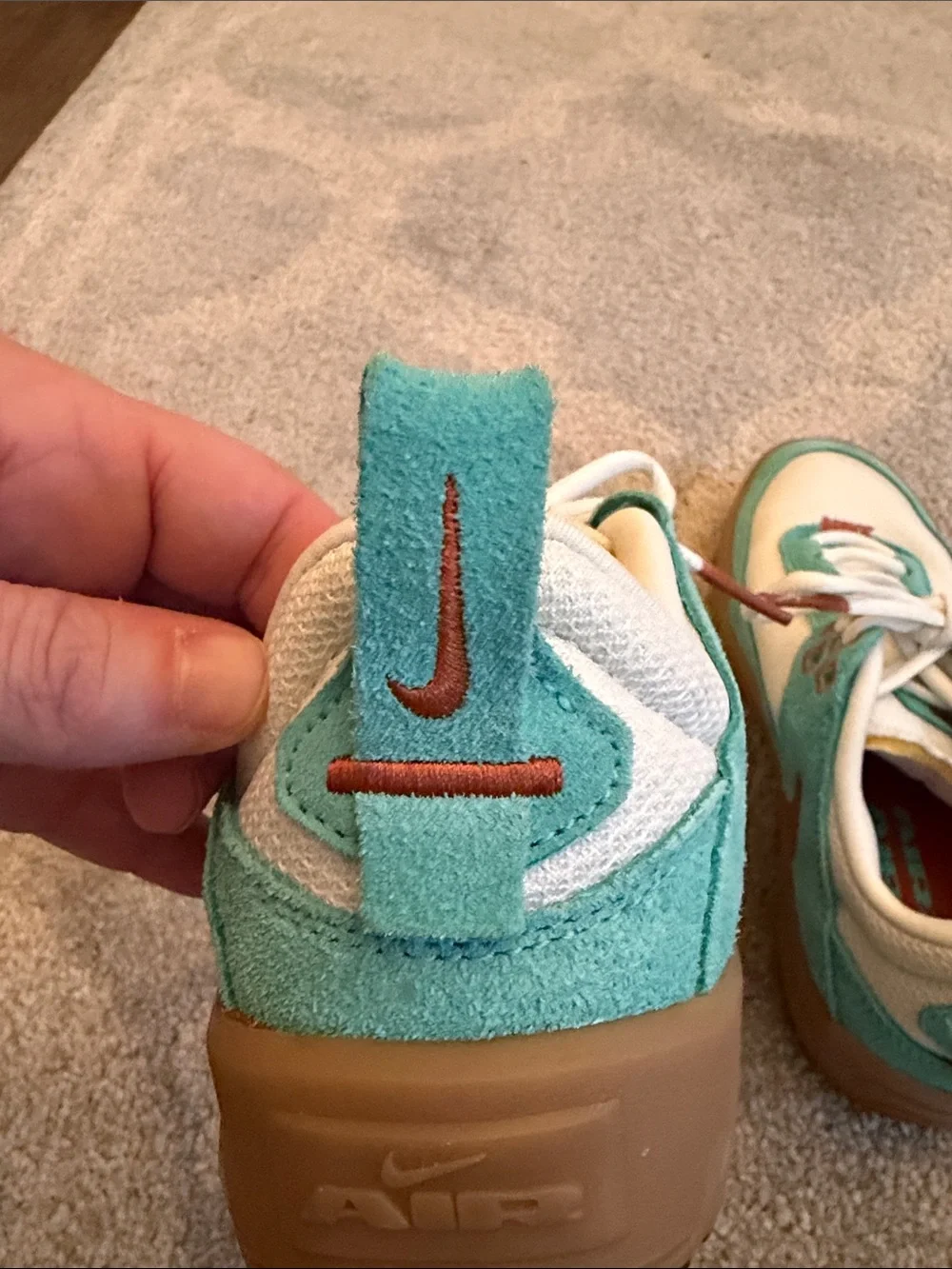 Nike SB Air Zoom Heritage 86 Aqua Gum Skate Shoes Youth 5.5Y / Women’s 7